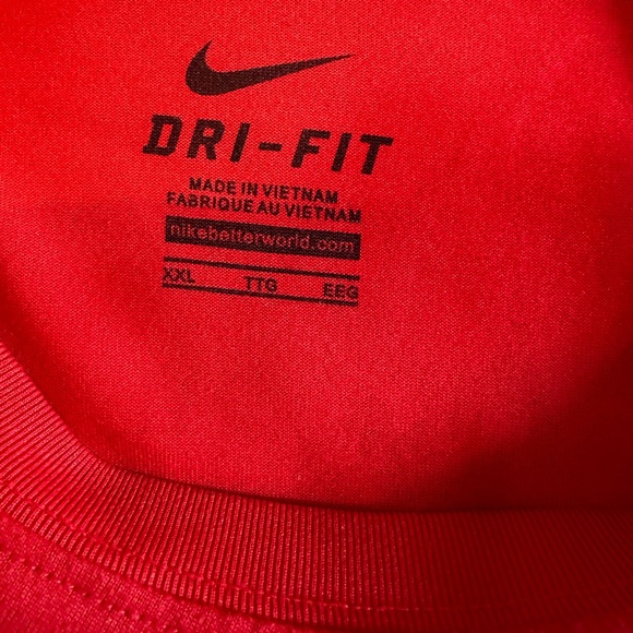 ❤️AMAZING DEAL❤️ Nike Men’s SS DriFit Shirt - Picture 4 of 4